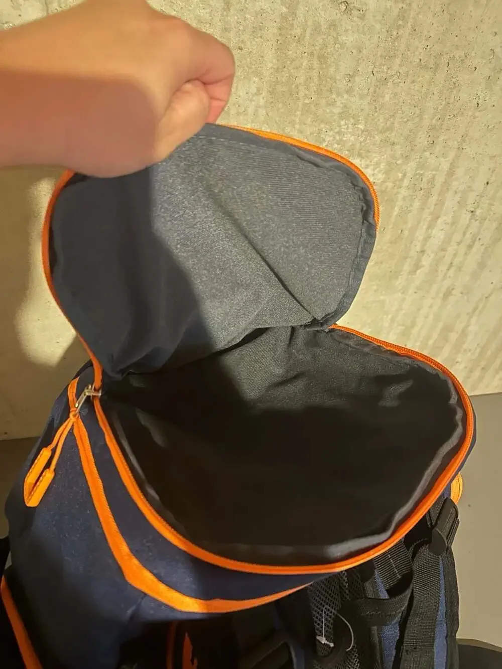 Yituyisi Navy Blue and Orange Multi-Pocket Backpack with Padded Straps